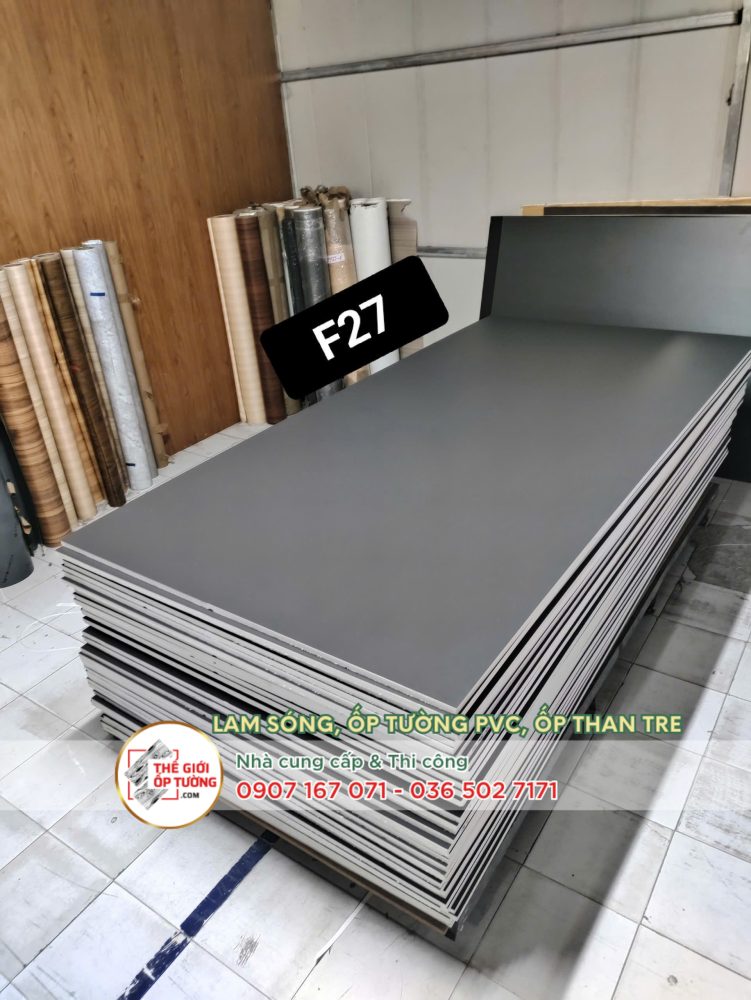Ốp tường ván nhựa nội thất phủ phim vân mờ