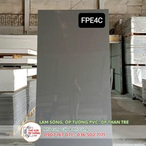 Ốp tường ván nhựa nội thất phủ phim pet bóng