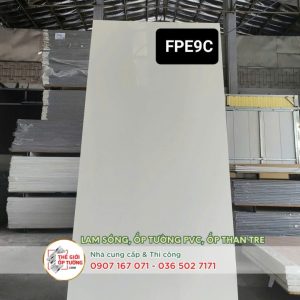 Ốp tường ván nhựa nội thất phủ phim pet bóng