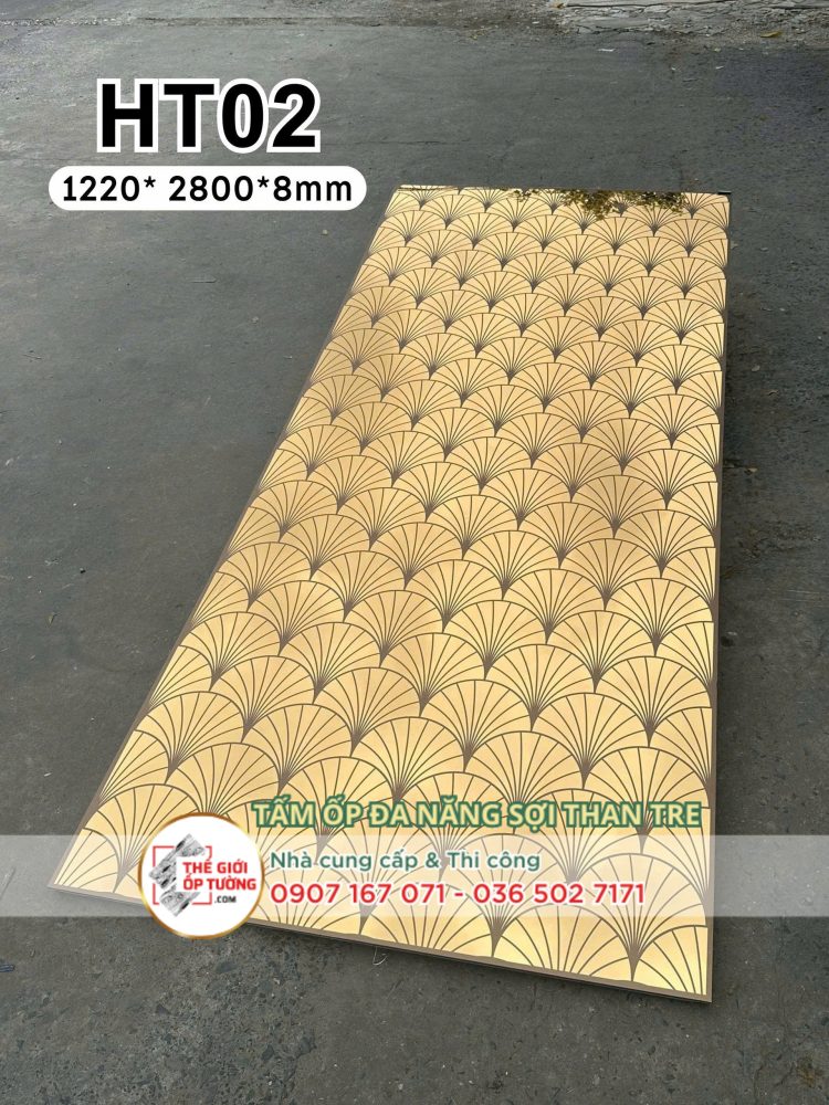 Tấm ốp tường than tre gương vàng HT02